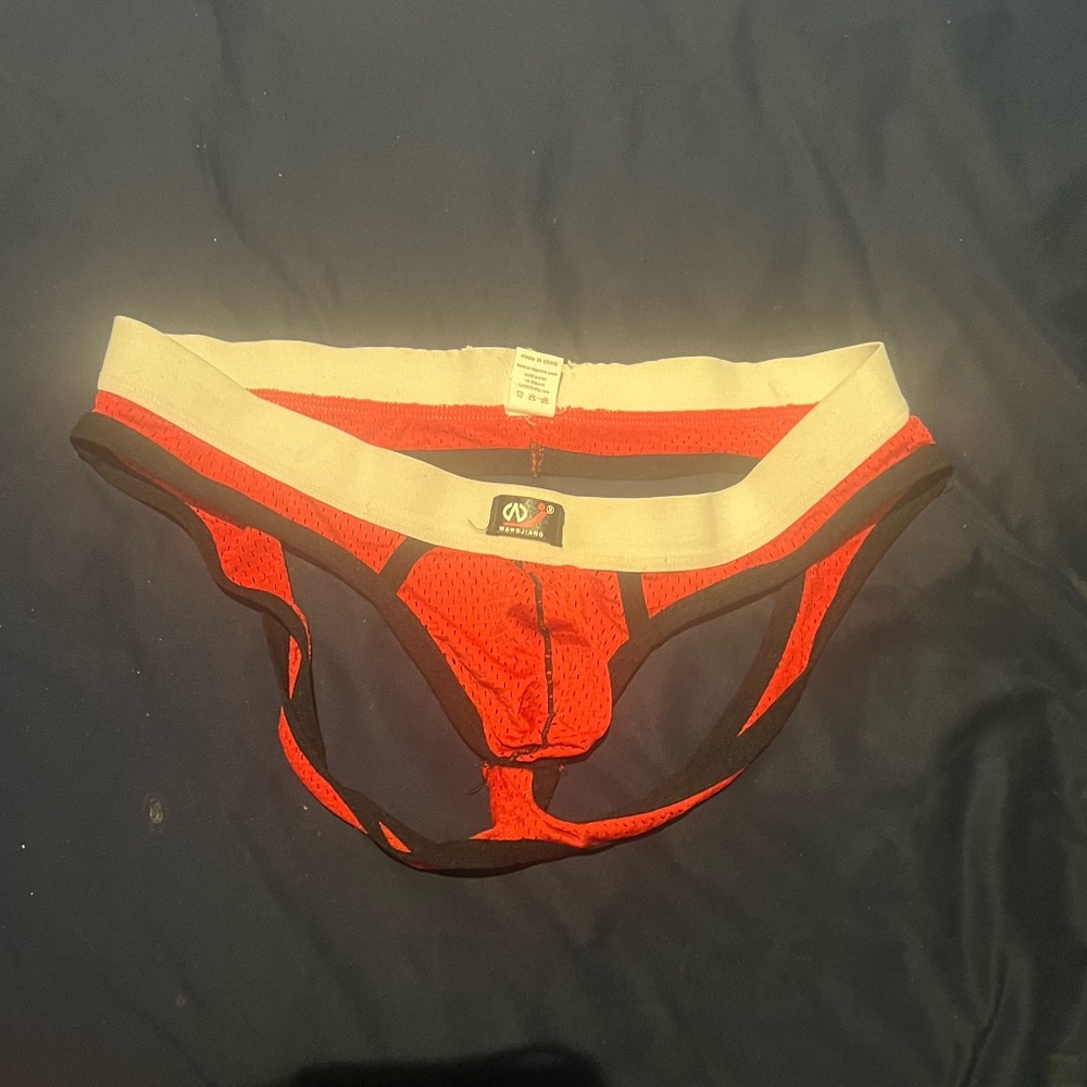 WangHang L (butt-out) brief